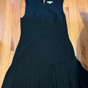Elegant Black Sleeveless Dress